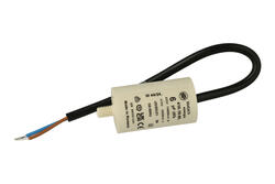 Capacitor; motor; polypropylene; 416100914; 6uF; 425V AC; diam.32x55m; with cables; screw without nut; Ducati; RoHS